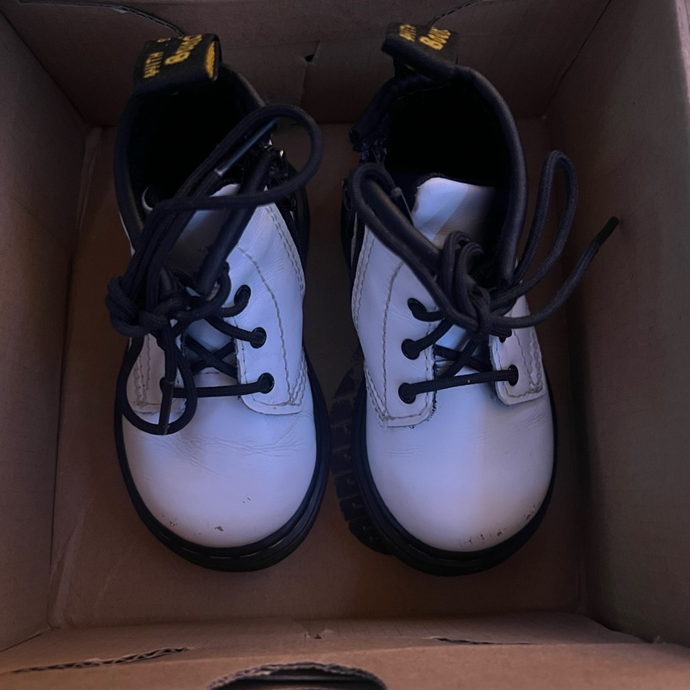 White Toddler Doc Martens Size 4c